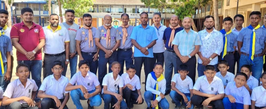 பாடசாலை சாரணியர் குழு