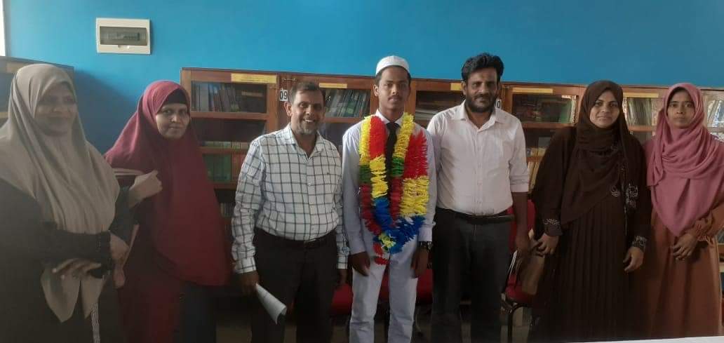 கல்முனை பஹ்றியாவுக்கு அரசியல் விஞ்ஞான பாடத்தில் மாகாண ரீதியாக முதலாம் இடம்.